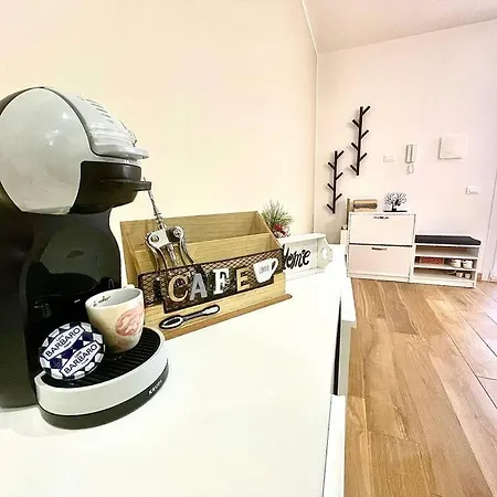 Villa Sicilian Shore Haven, 2 Min To Sea