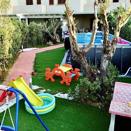 Villa Sicilian Shore Haven, 2 Min To Sea *